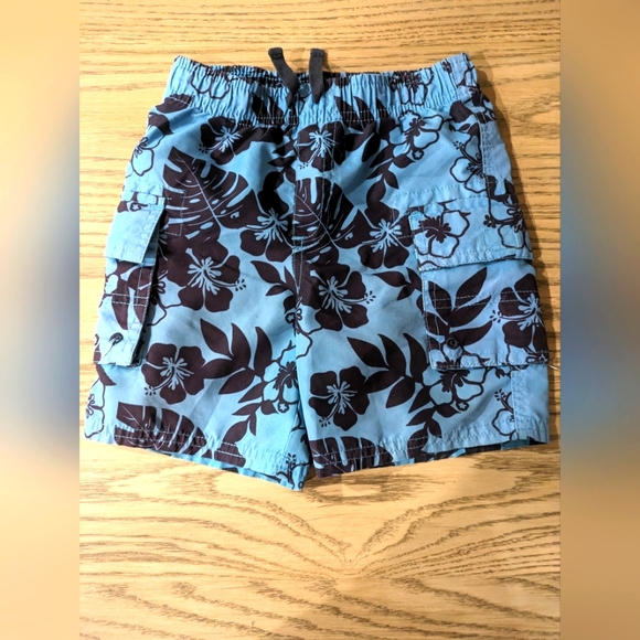 👛10/20$ Cargo short 2Y - Picture 2 of 4